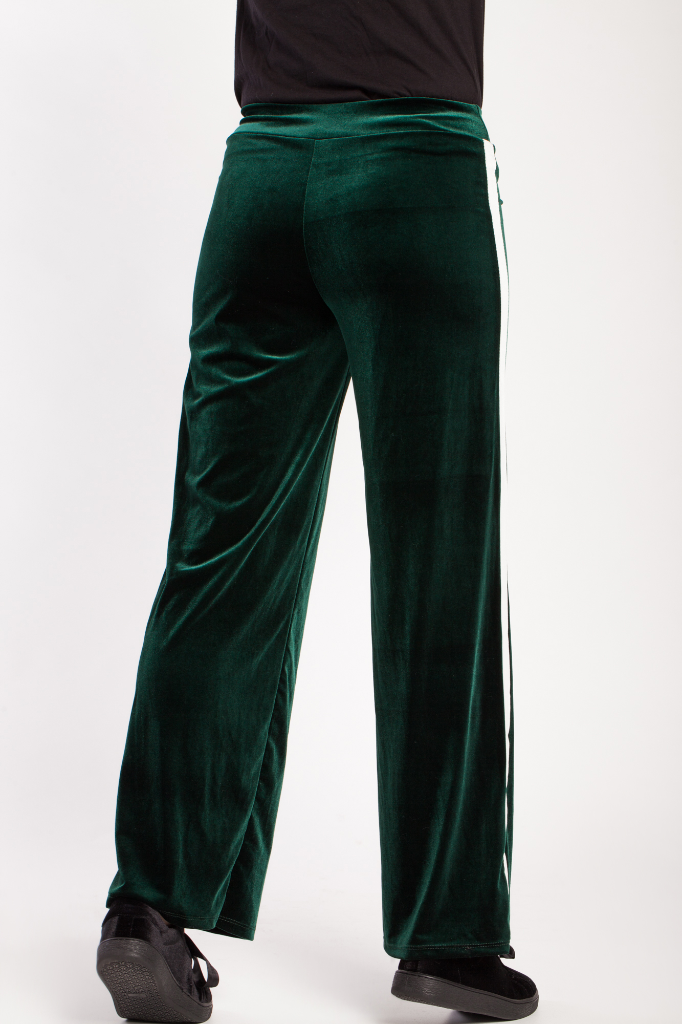 Pantaloni verzi evazati Macha din catifea